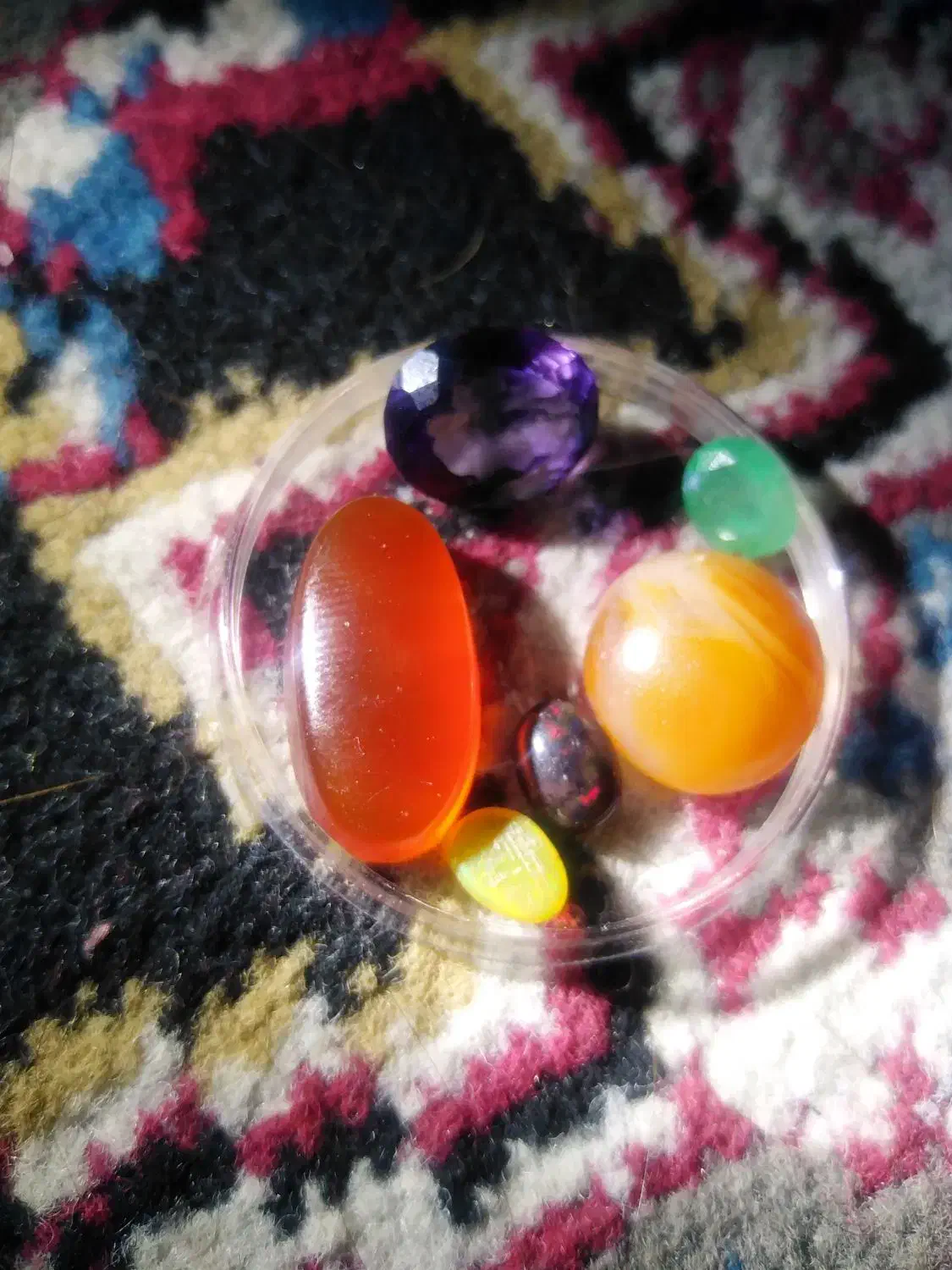 مهر وسنگ هم باهم معاوضه با یه انگشتر نقره|کلکسیون اشیاء عتیقه|قم, انسجام|دیوار