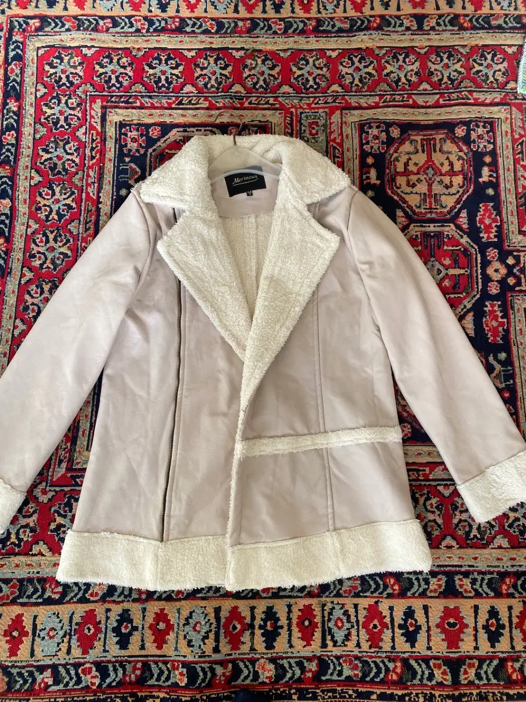 کت بوفالو چرم داخل ببعی|لباس|ایذه, |دیوار