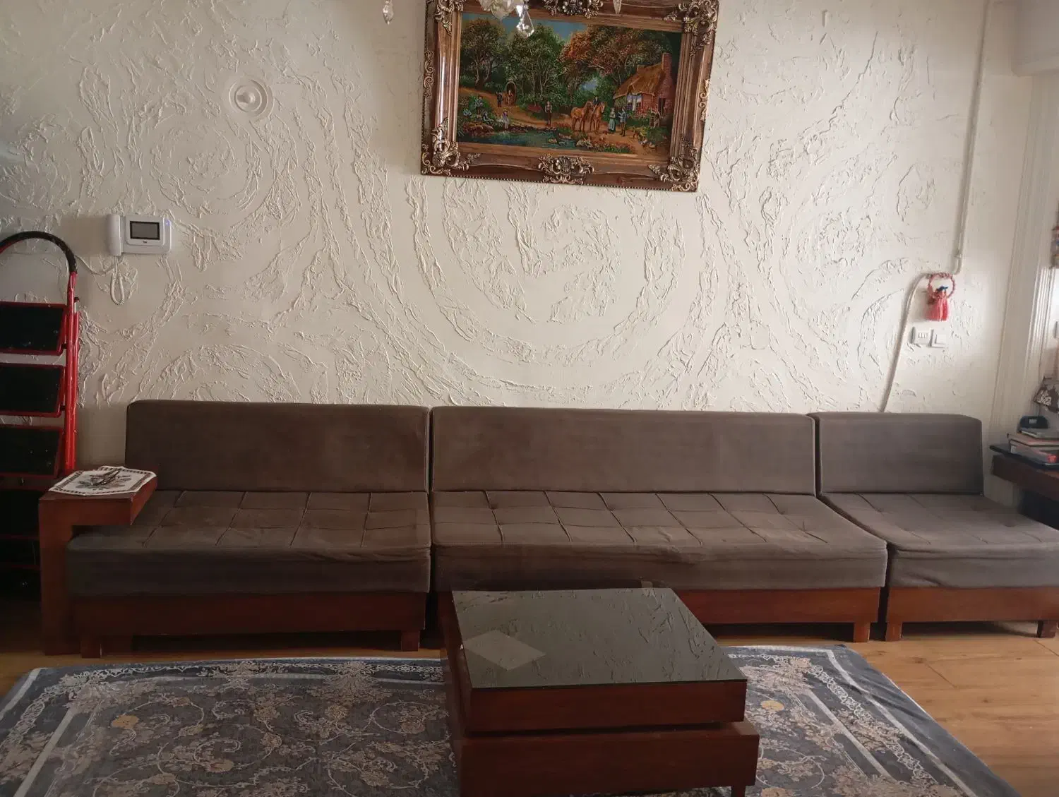 مبل راحتی ال هفت نفره کارکرده ی تمیز وسالم|مبلمان خانگی و میز عسلی|تهران, جنت‌آباد مرکزی|دیوار
