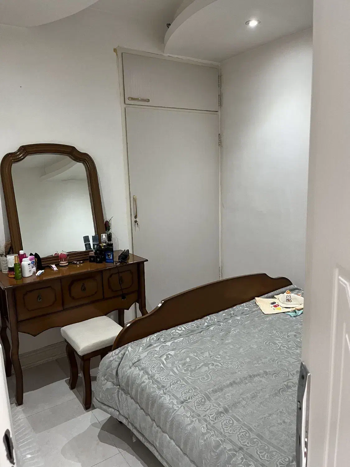 سرویس خواب نو|تخت و سرویس خواب|نظرآباد, رسالت|دیوار