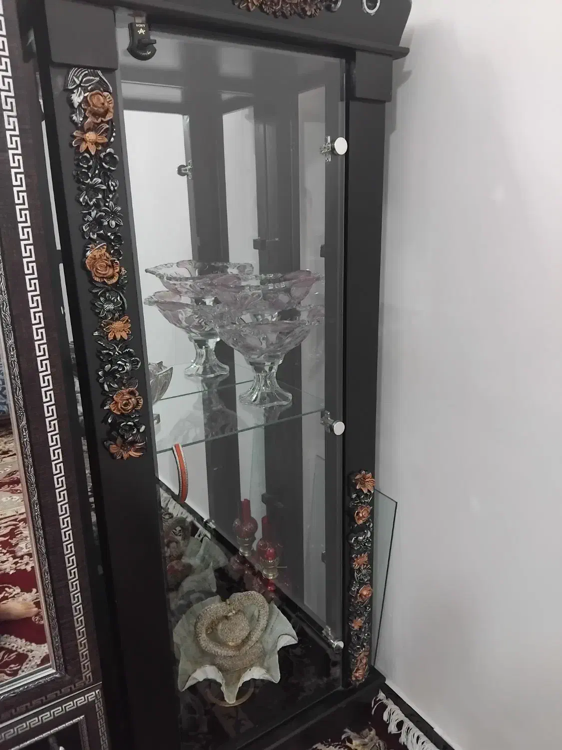 بوفه|بوفه، ویترین، کنسول|خاوه, |دیوار