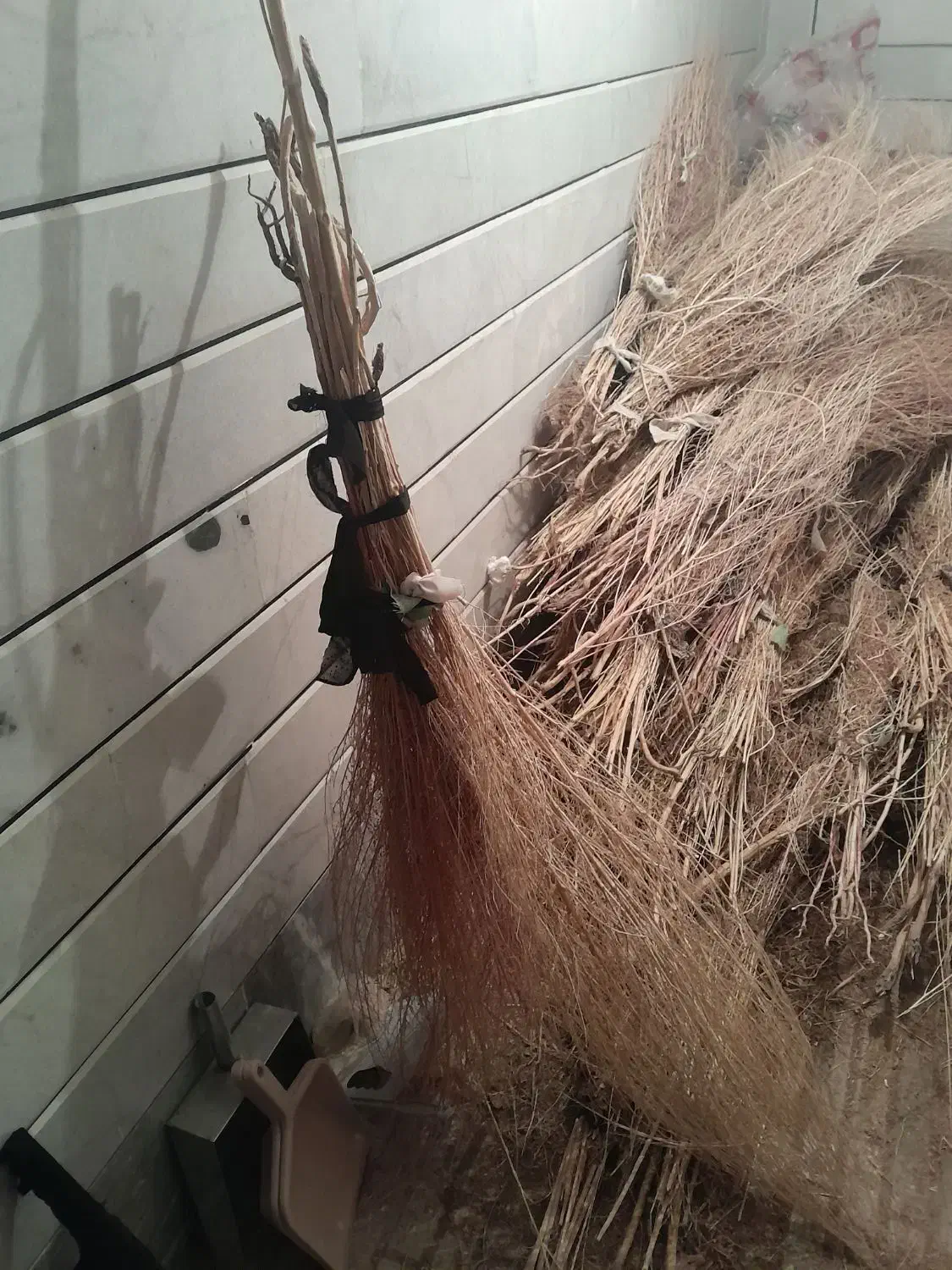 جارو|لوازم نظافت|خمینیشهر, |دیوار