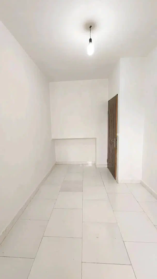 آپارتمان در حد صفر حمیدیان جمهوری یک کوچه25|فروش آپارتمان|رشت, حمیدیان|دیوار