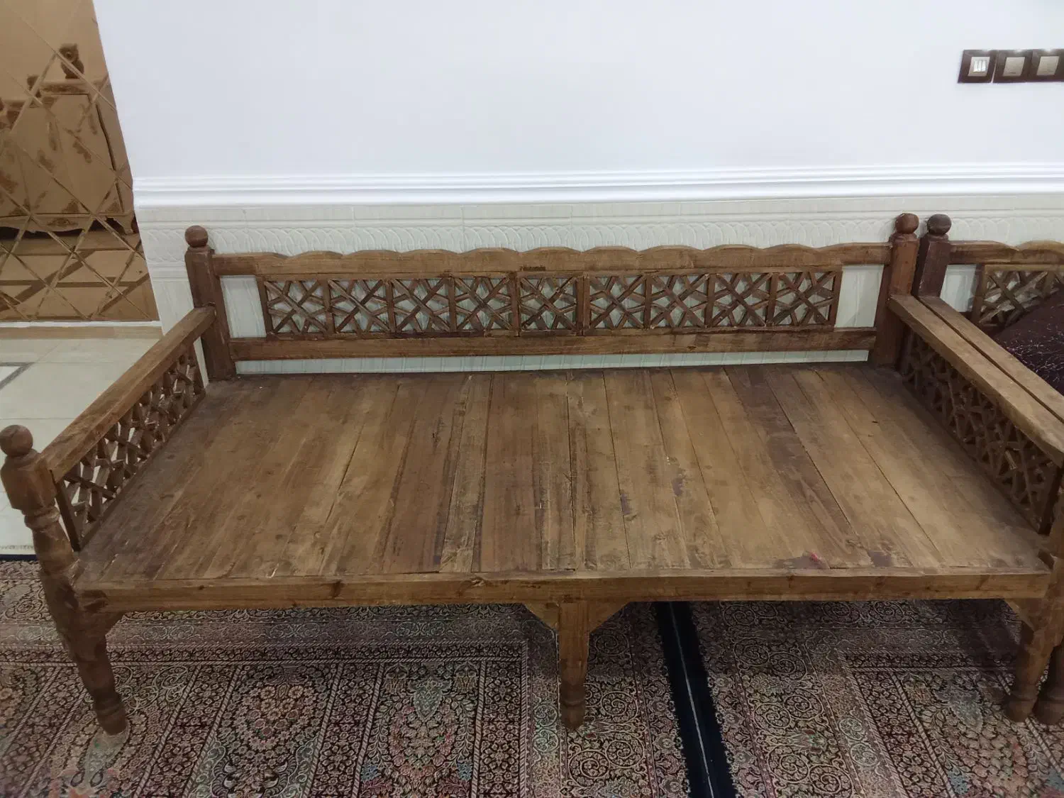 تخت سنتی|کافیشاپ و رستوران|اشترینان, |دیوار