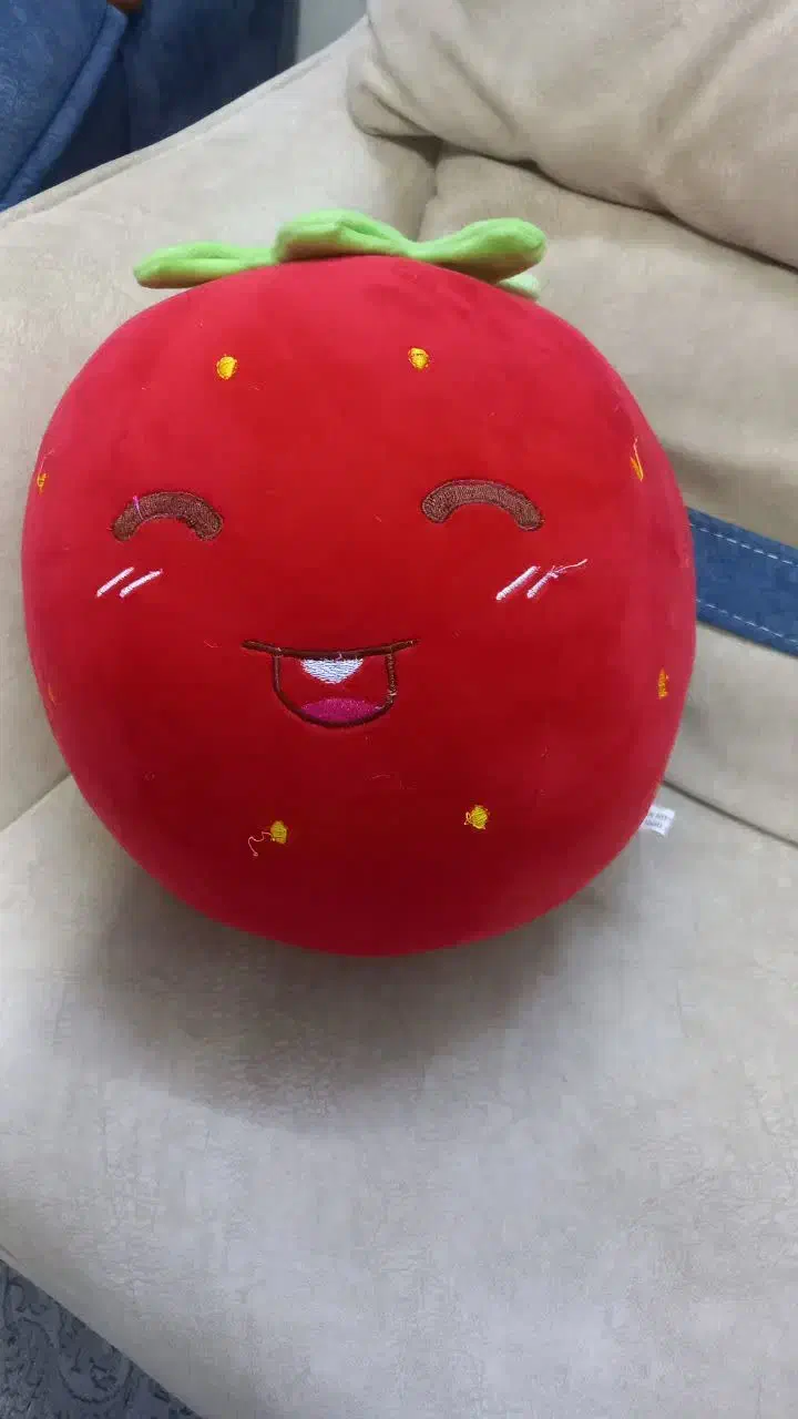 عروسک توت فرنگی|صنایع دستی و سایر لوازم تزئینی|قم, شاد قلی|دیوار