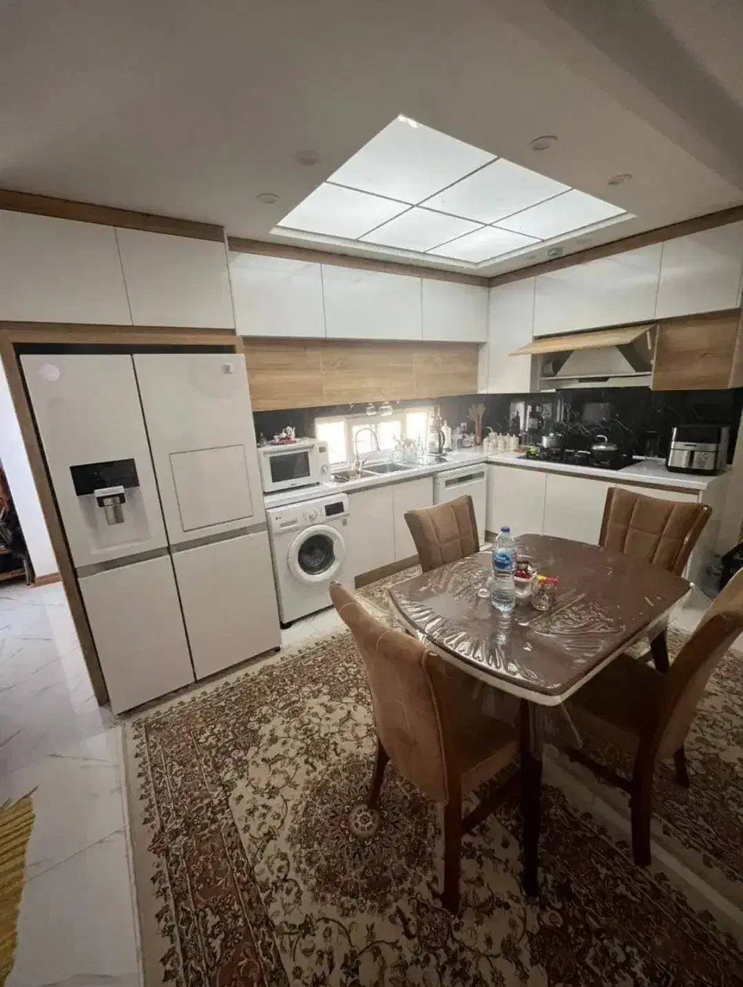 فروش واحد ۹۳ متری نوساز دوخواب در خرمشهر صادقیه|فروش آپارتمان|لاهیجان, شهید آوینی|دیوار