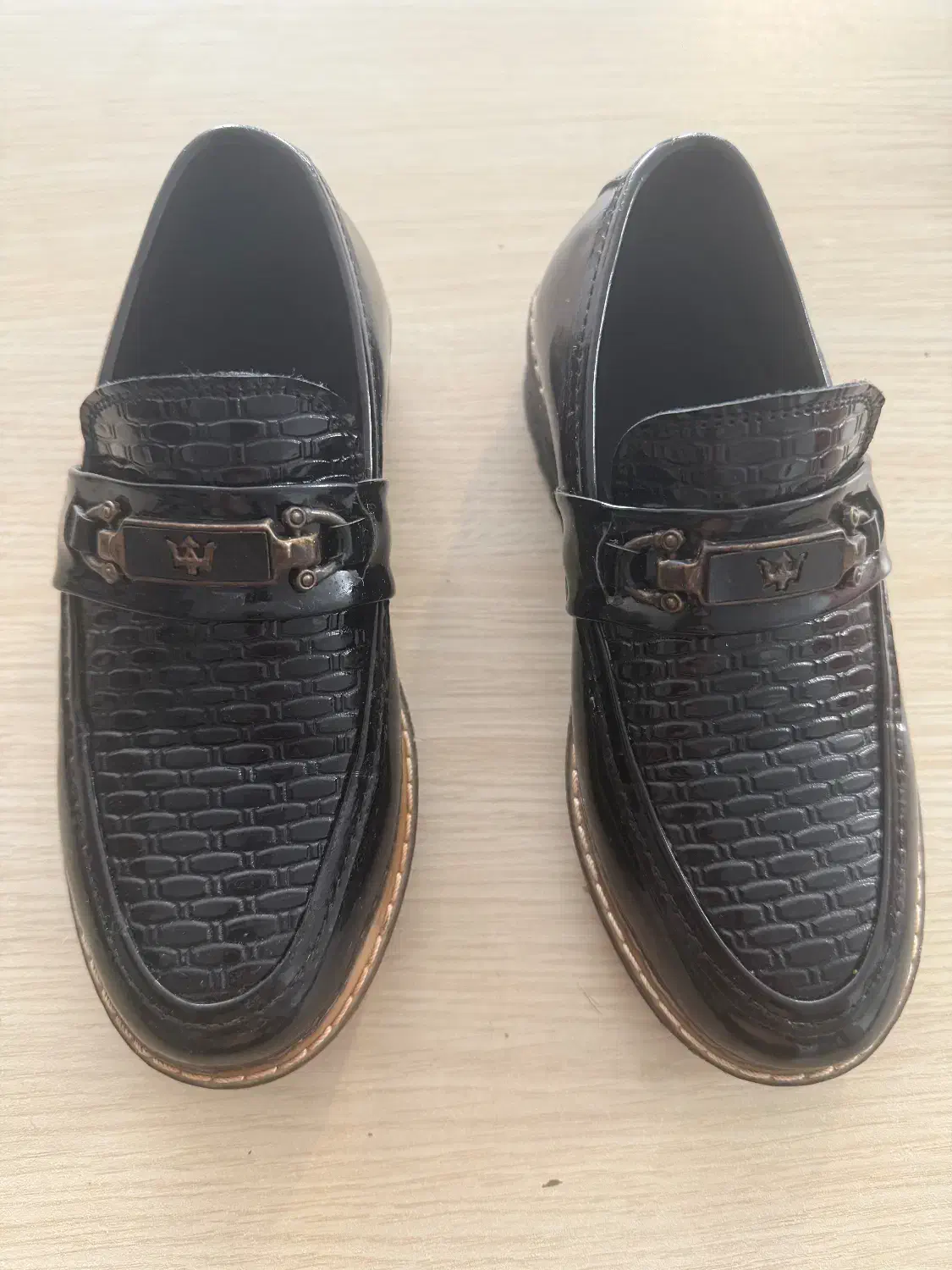 کفش مجلسی دخترانه وپسرانه|کفش و لباس بچه|شیراز, شهرک رضوان|دیوار