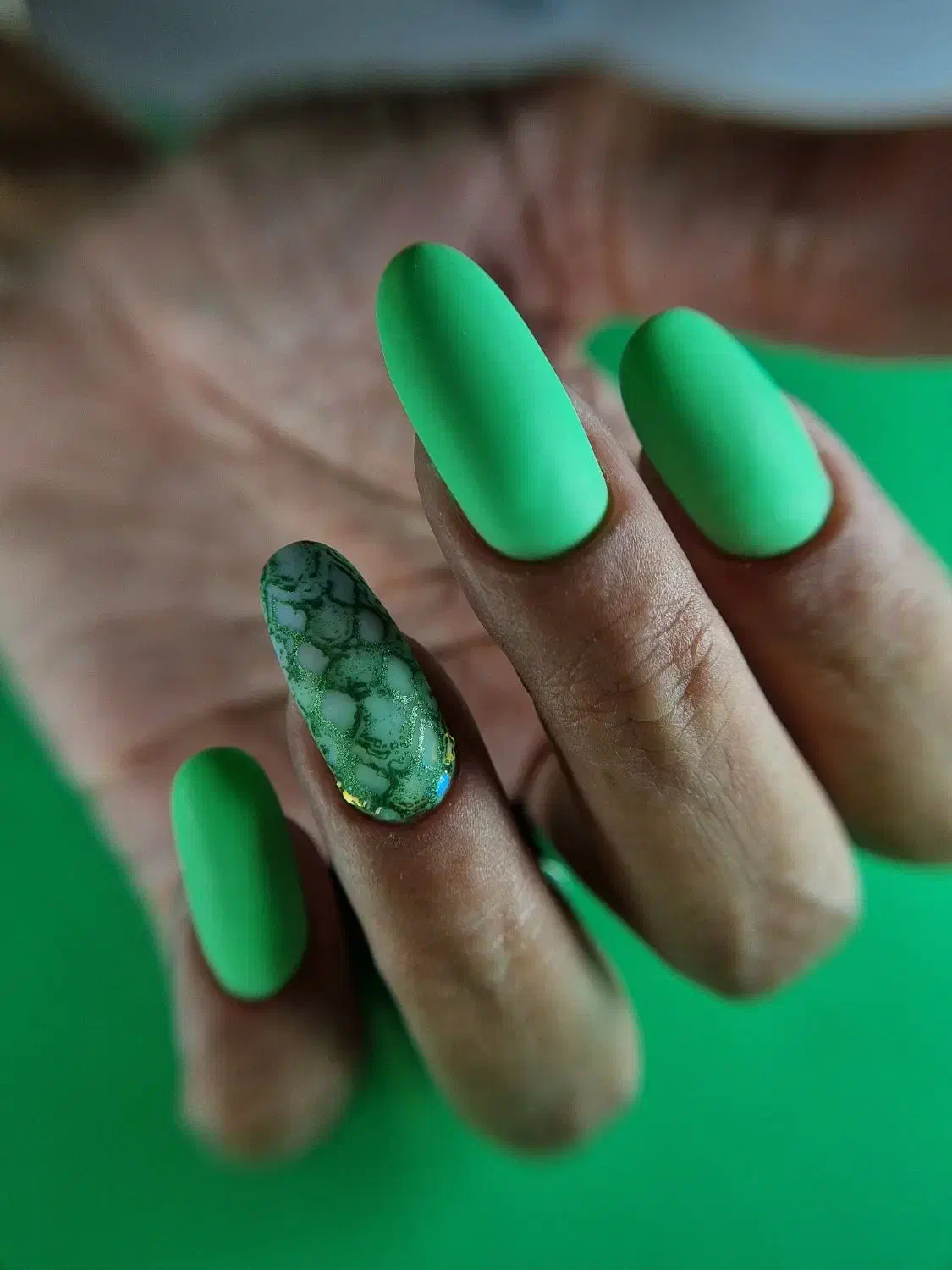 کاشت ناخن ژل تخفیف پاییزه|خدمات آرایشگری و زیبایی|بندر انزلی, شاکوچه|دیوار