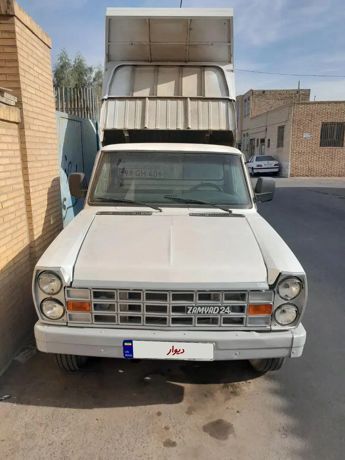 نیسان دیزل|خودرو سواری و وانت|یزد, |دیوار