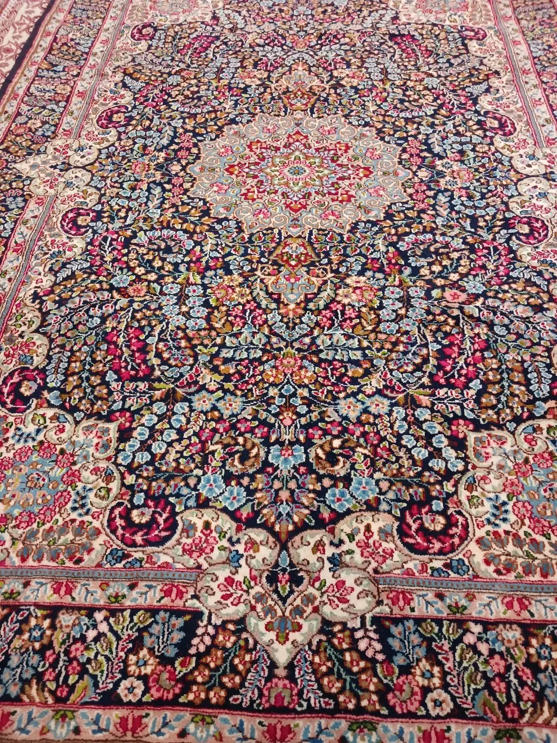 قالی دستباف ۶متری راوری|فرش|کرمان, |دیوار