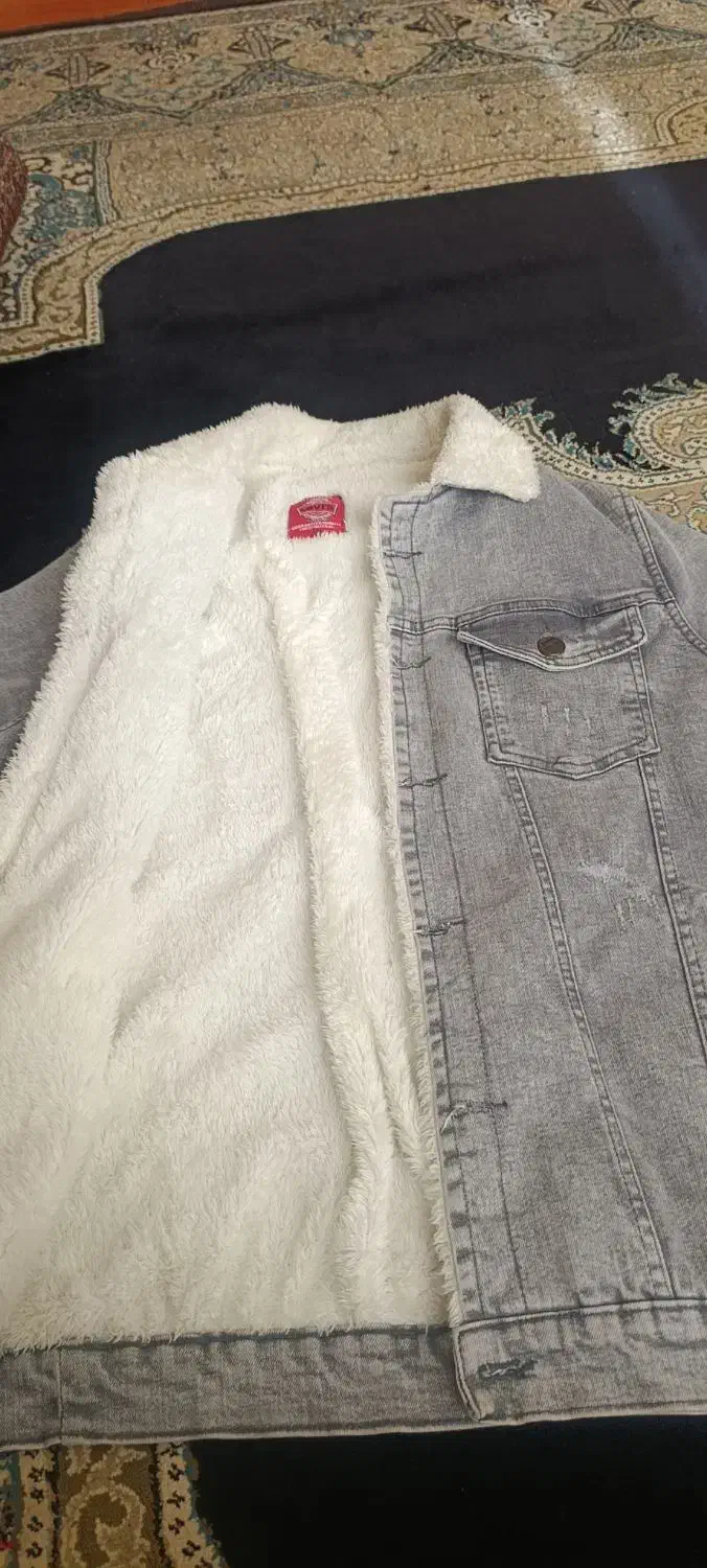 کت جین خاکستری داخل خز|لباس|زرند, |دیوار