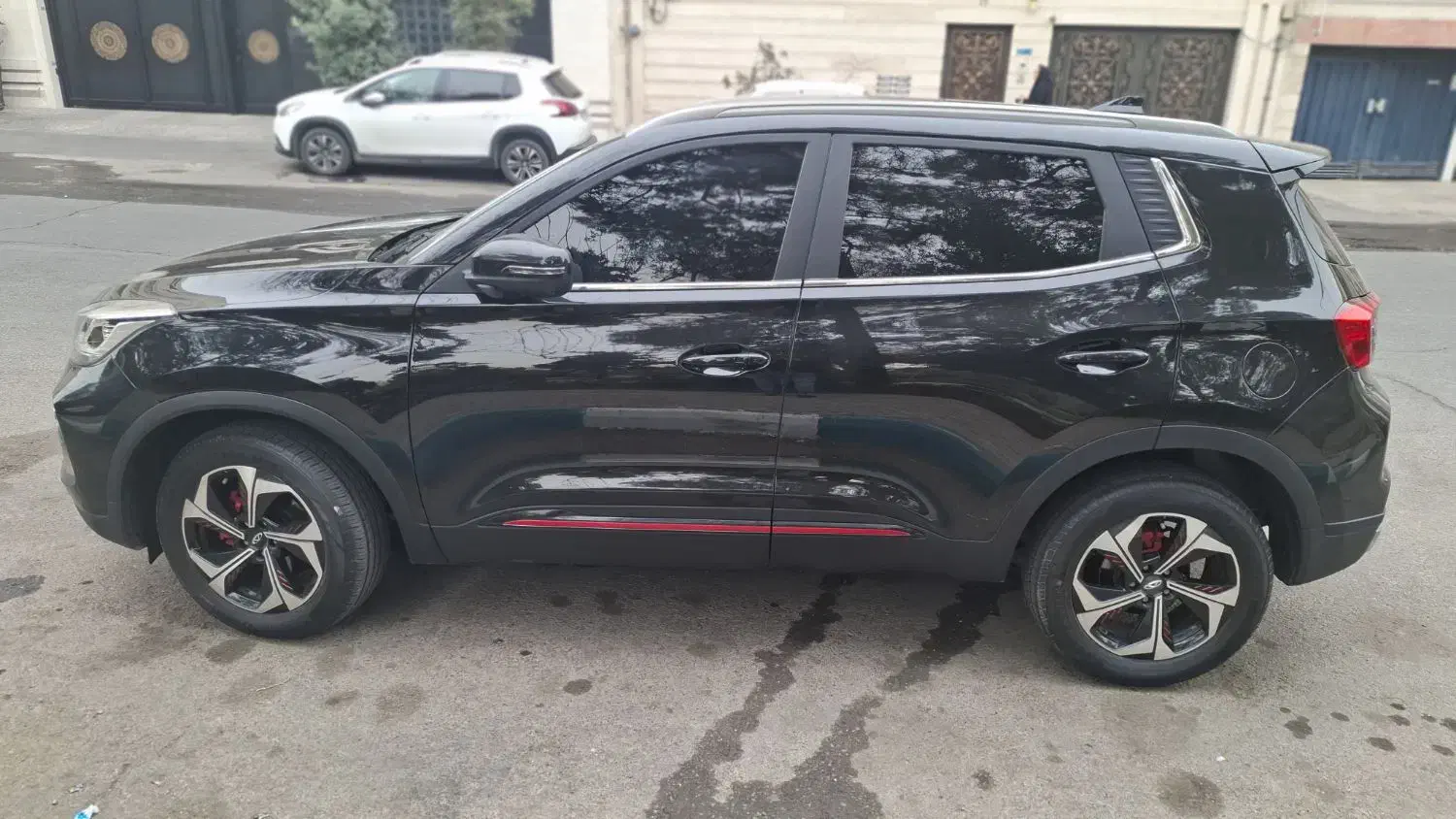 x55 پرو 1401 کم کارکرد|خودرو سواری و وانت|تهران, ستارخان|دیوار