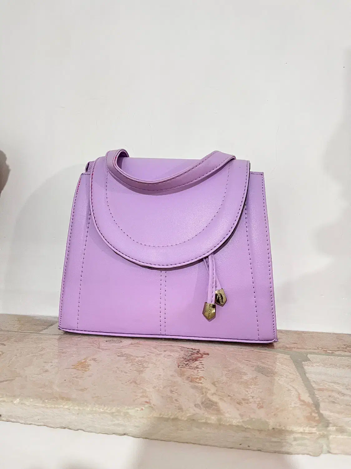 کیف|کیف، کفش، کمربند|مراغه, |دیوار