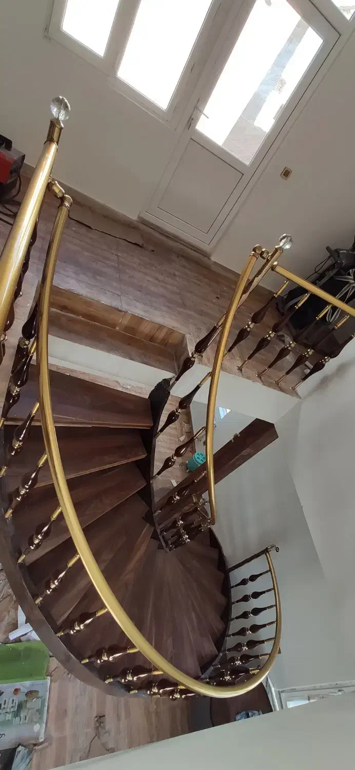 نیازمند شاگرد و نصاب|استخدام صنعتی، فنی، مهندسی|سنندج, |دیوار