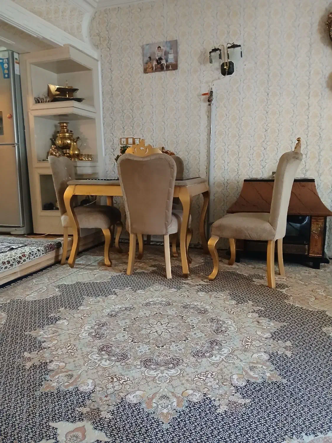 میز غذا خوری چهار نفره|میز و صندلی غذاخوری|اردبیل, |دیوار