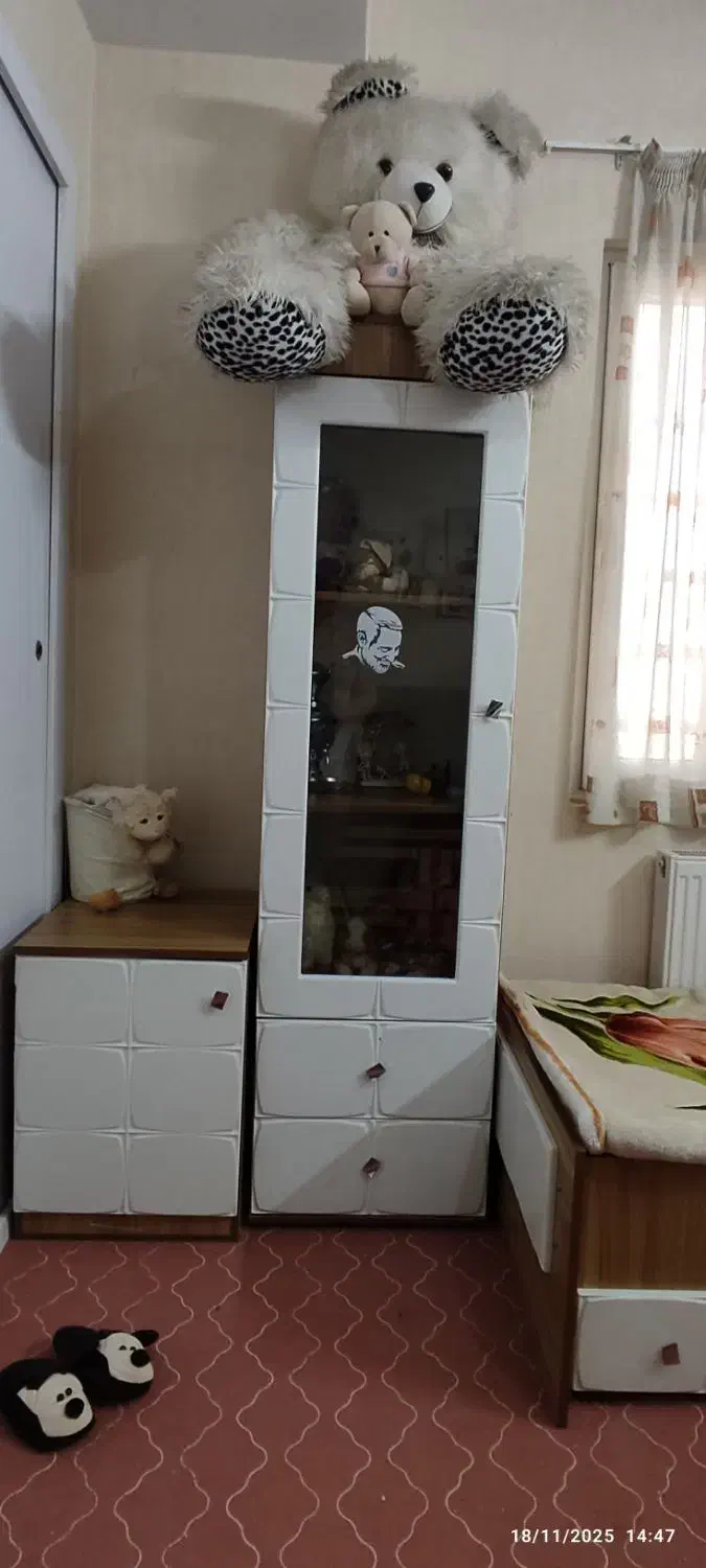 تخت و کمد و ویترین نوجوان|تخت و سرویس خواب|پردیس, فاز ۸|دیوار