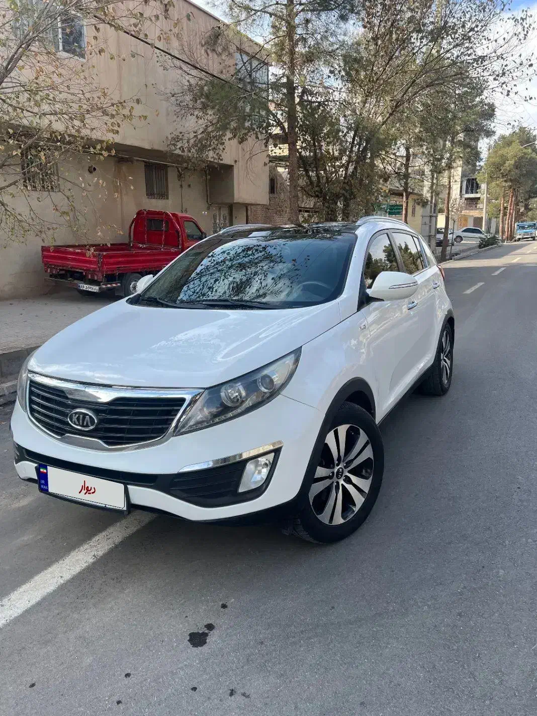 اسپورتیج ۲۰۱۲ سفید بی رنگ|خودرو سواری و وانت|سیرجان, |دیوار