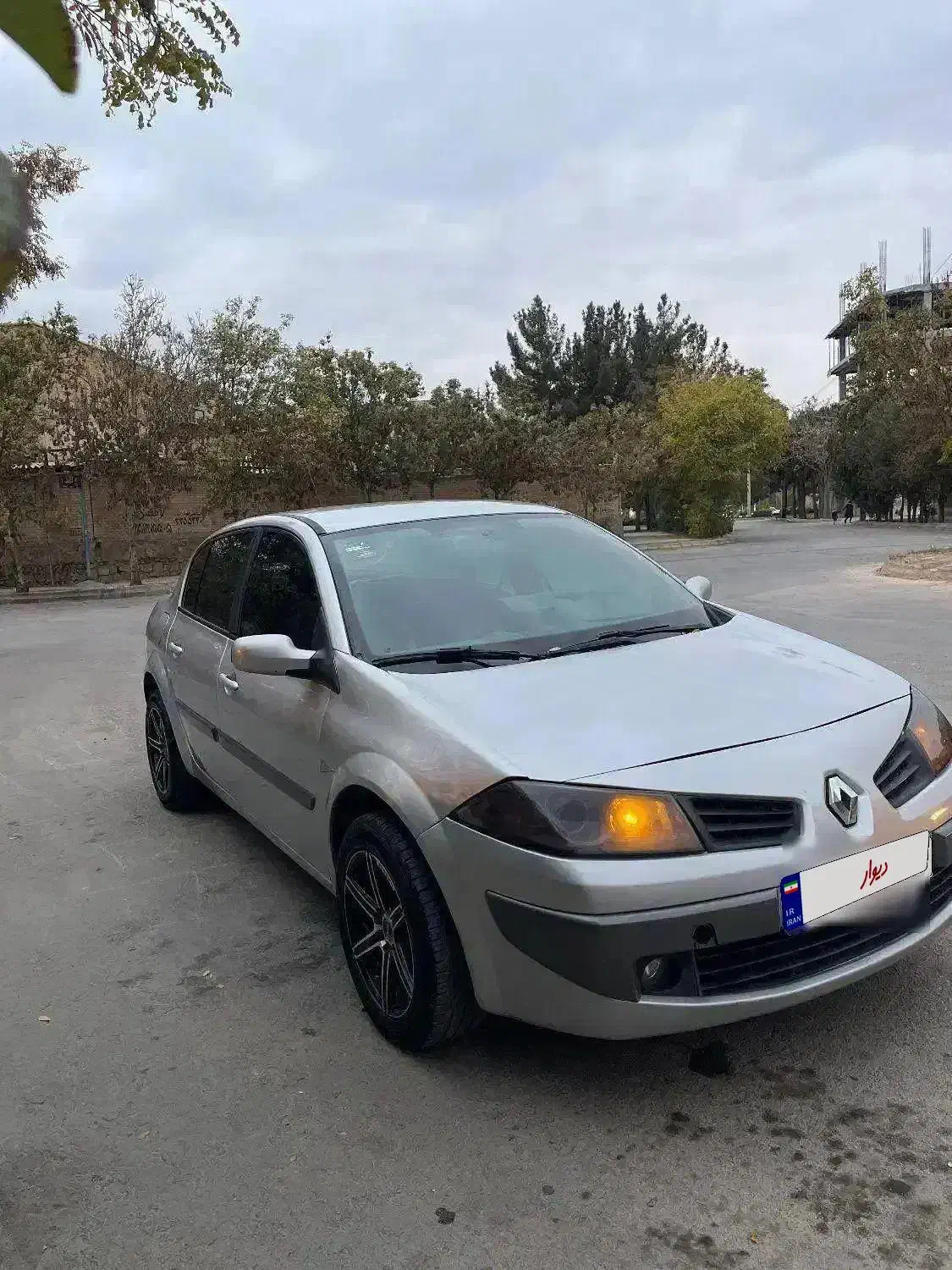 مگان ۱۶۰۰دنده نقدی یا معاوضه با واحد شهرک گلستان|خودرو سواری و وانت|بجنورد, |دیوار