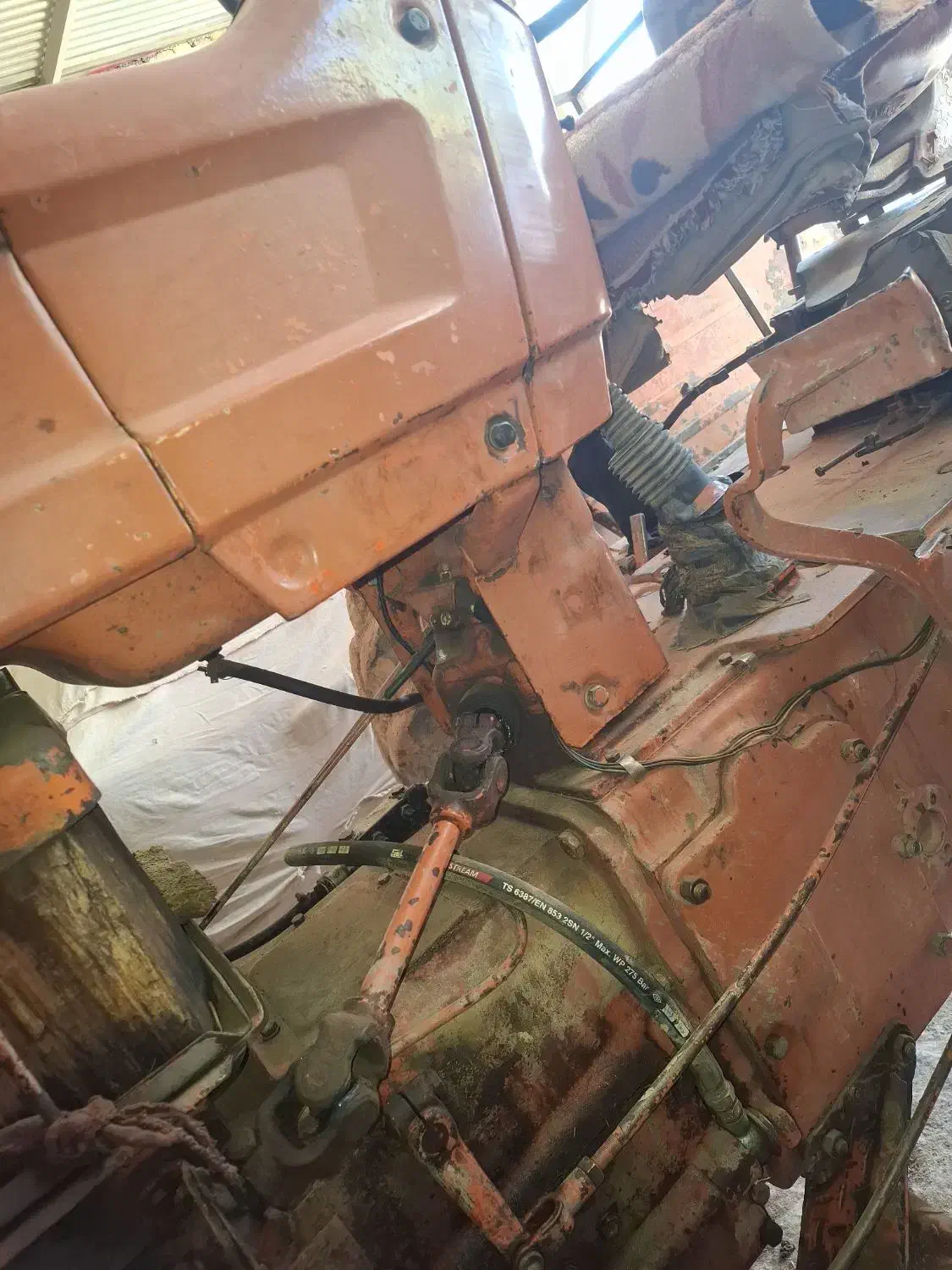 تراکتور  رومانی عروسک  گیربکس پلم|ماشین‌آلات صنعتی|شهرکرد, |دیوار