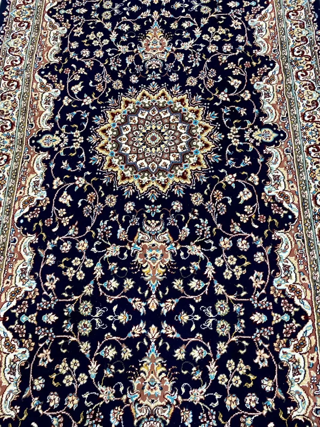 دوتخته کناره فرش ماشینی|فرش|صفادشت, |دیوار