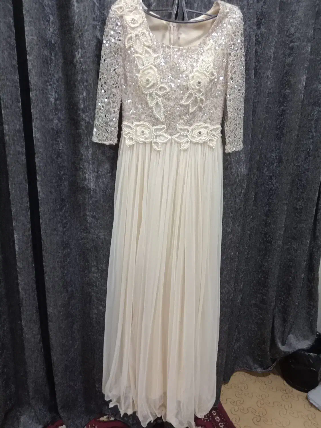 درحدنو فقط ۲بار پوشیده شده|لباس|شادگان, |دیوار