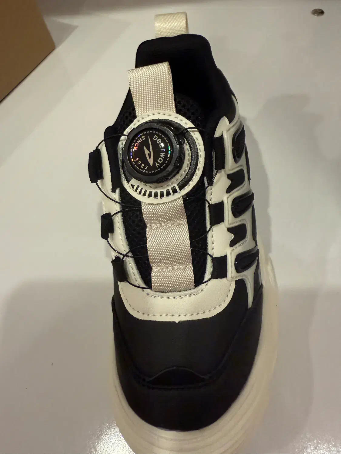 کفش دخترانه سایز ۳۴ نو هست|کفش و لباس بچه|تهران, زعفرانیه|دیوار