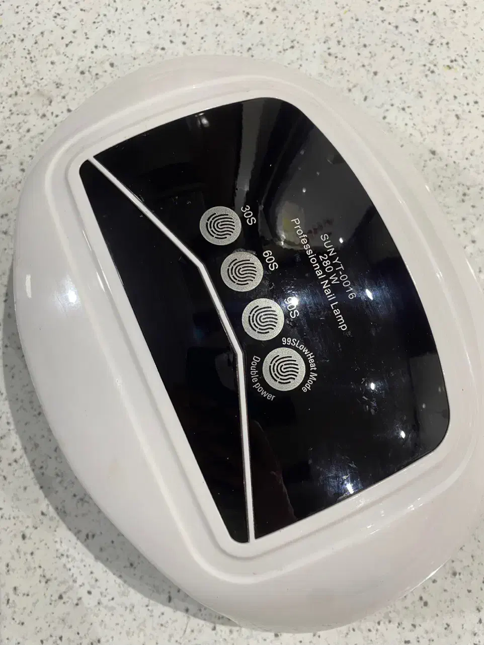 دستگاه یووی ناخن سالم و کم کار کرده|آرایشی، بهداشتی، درمانی|گرمی, |دیوار