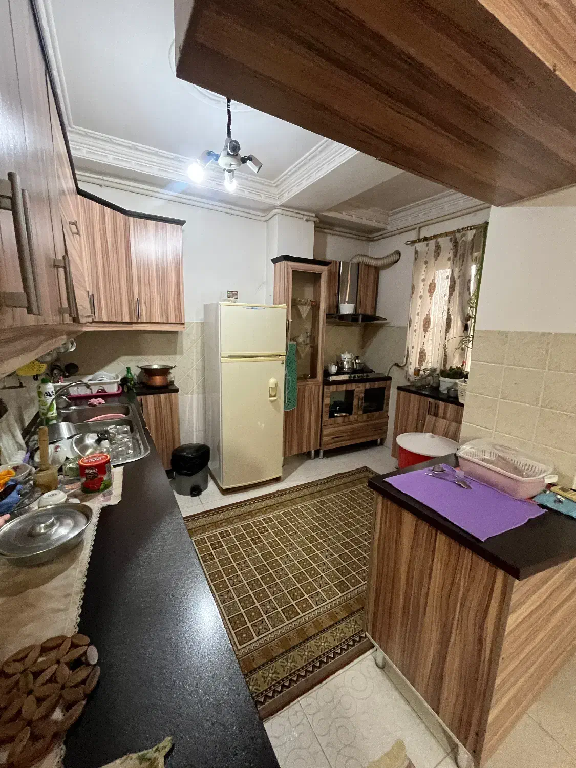 فروش واحد مسکونی بر اصلی کامرانیه (تاپ لوکیشن)|فروش آپارتمان|رشت, کوی غلام نیا|دیوار