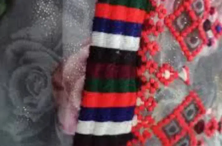 دوخت جالار|لباس|چابهار, |دیوار