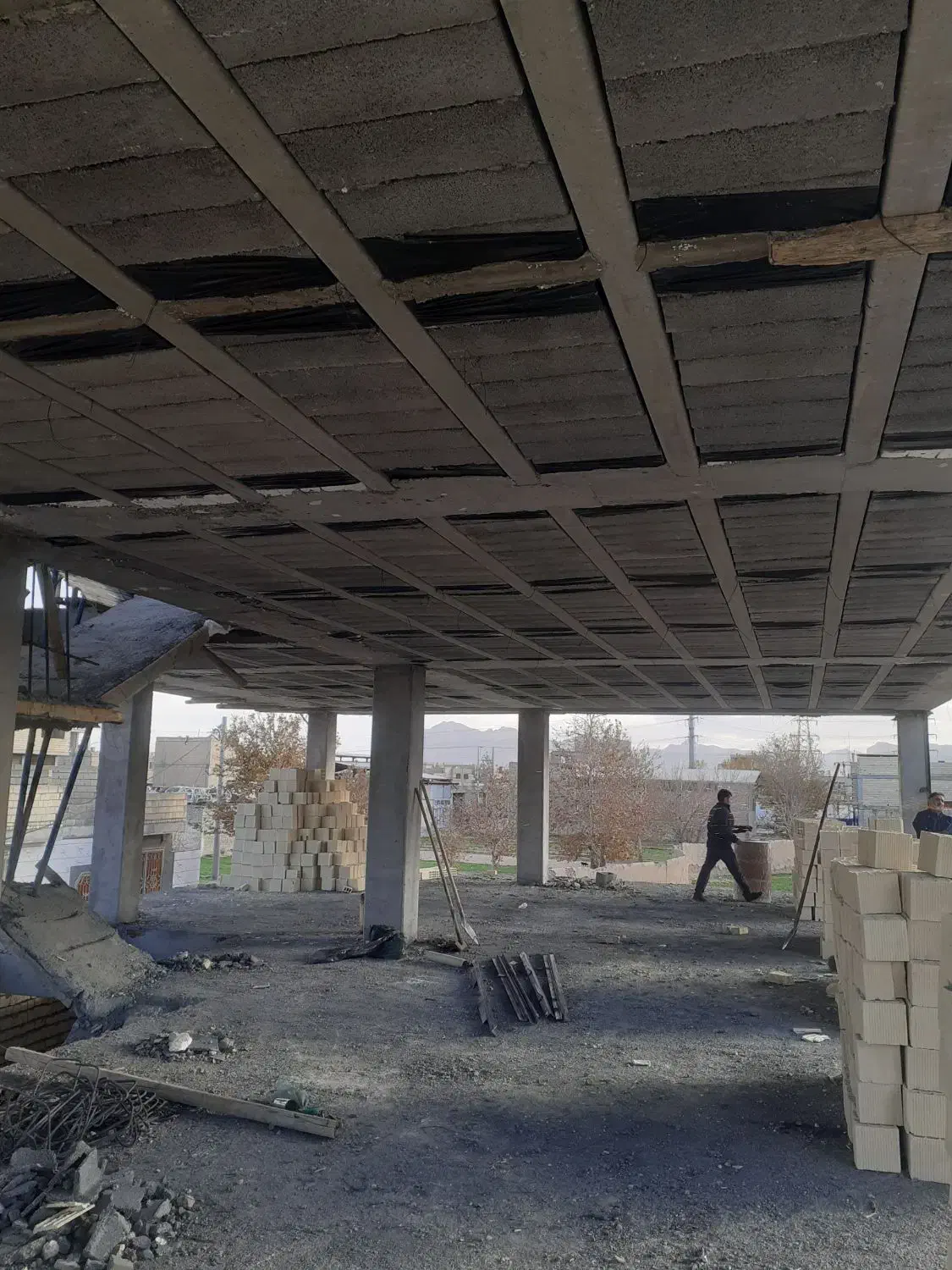 پیمانکاری اجرای سفت کاری ساختمان|خدمات پیشه و مهارت|خمینیشهر, |دیوار