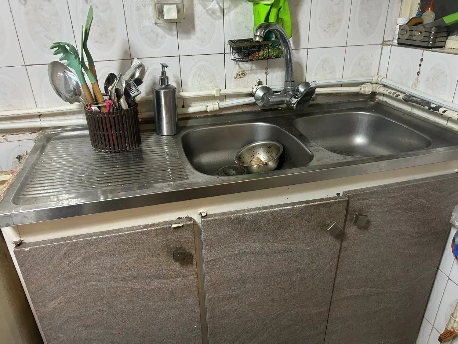 کابینت آهنی به همراه سینک|مصالح و تجهیزات ساختمان|کرج, اصفهانیها|دیوار