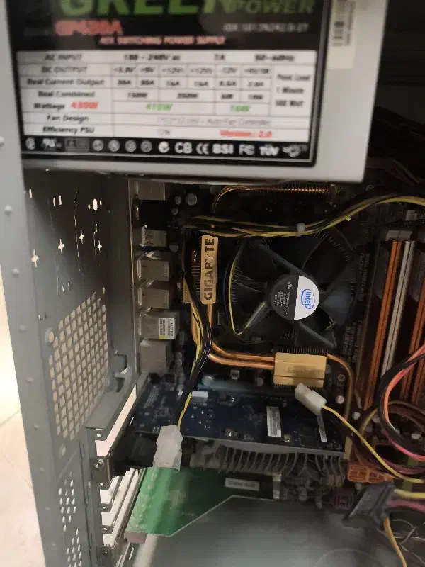 کیس دست دو|رایانه رومیزی|بیرجند, |دیوار