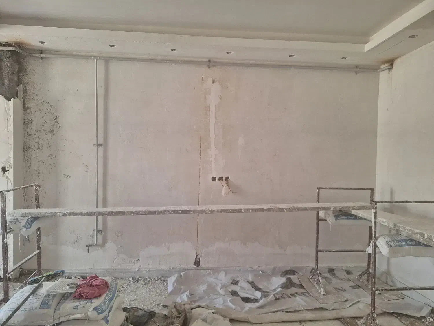 انجام کلیه کارهای گچ کاری|خدمات پیشه و مهارت|گنبد کاووس, |دیوار