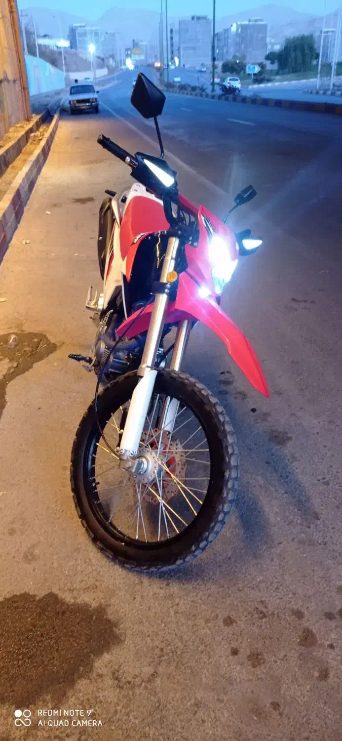 فلات 200نیوفیس 1403|موتورسیکلت|سنندج, |دیوار