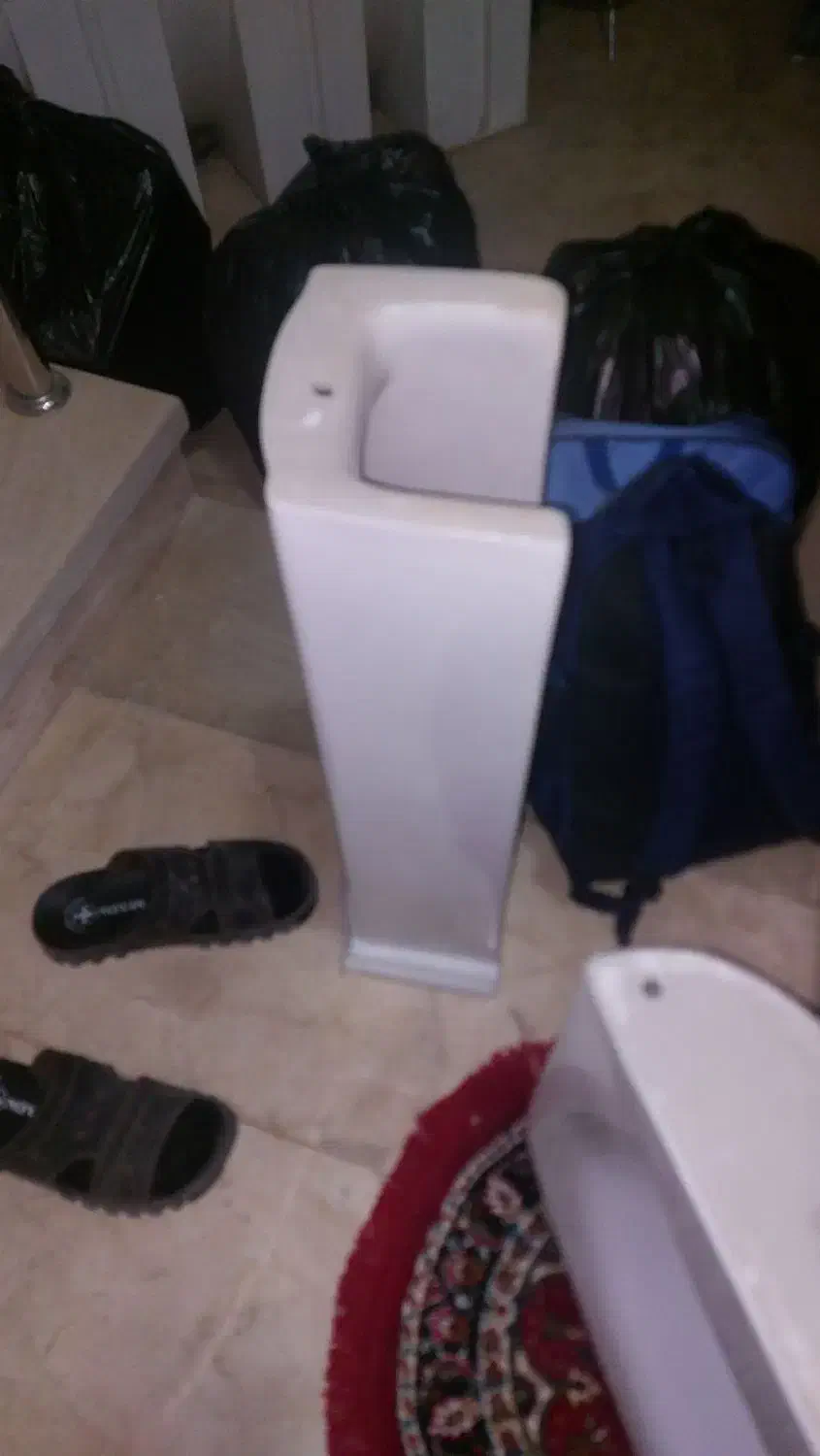 توالت فرنگی پلاستیکی نو روشویی باپایه|لوازم سرویس بهداشتی|برخوار, |دیوار