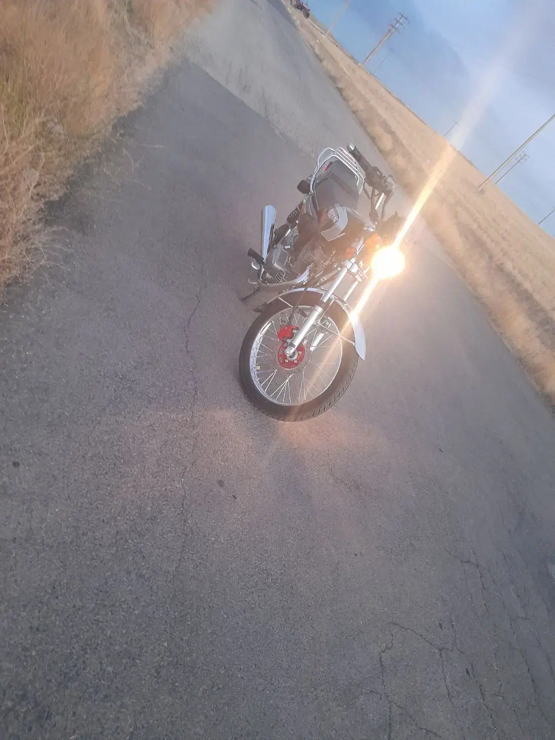 موتور ۲۰۰متین صفر|موتورسیکلت|زنجان, |دیوار