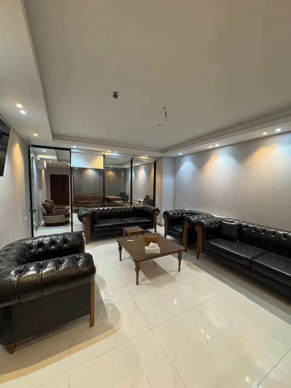 فروش واحد تجاری ۷۰ متری گلسار|فروش دفتر کار، اتاق اداری، مطب|رشت, گلسار|دیوار