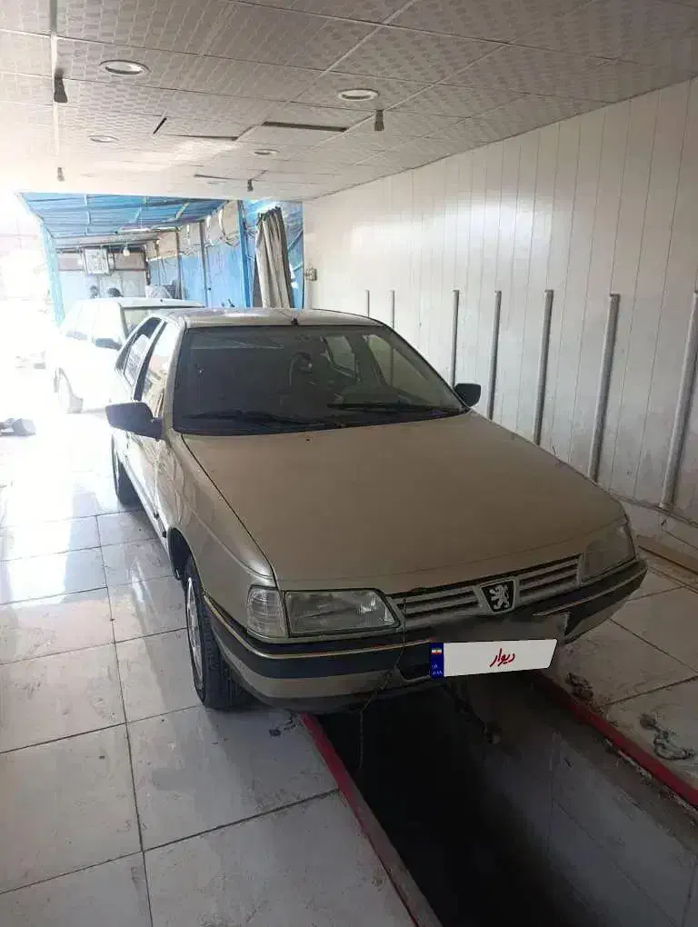 405مدل 83|خودرو سواری و وانت|شیراز, بازار|دیوار