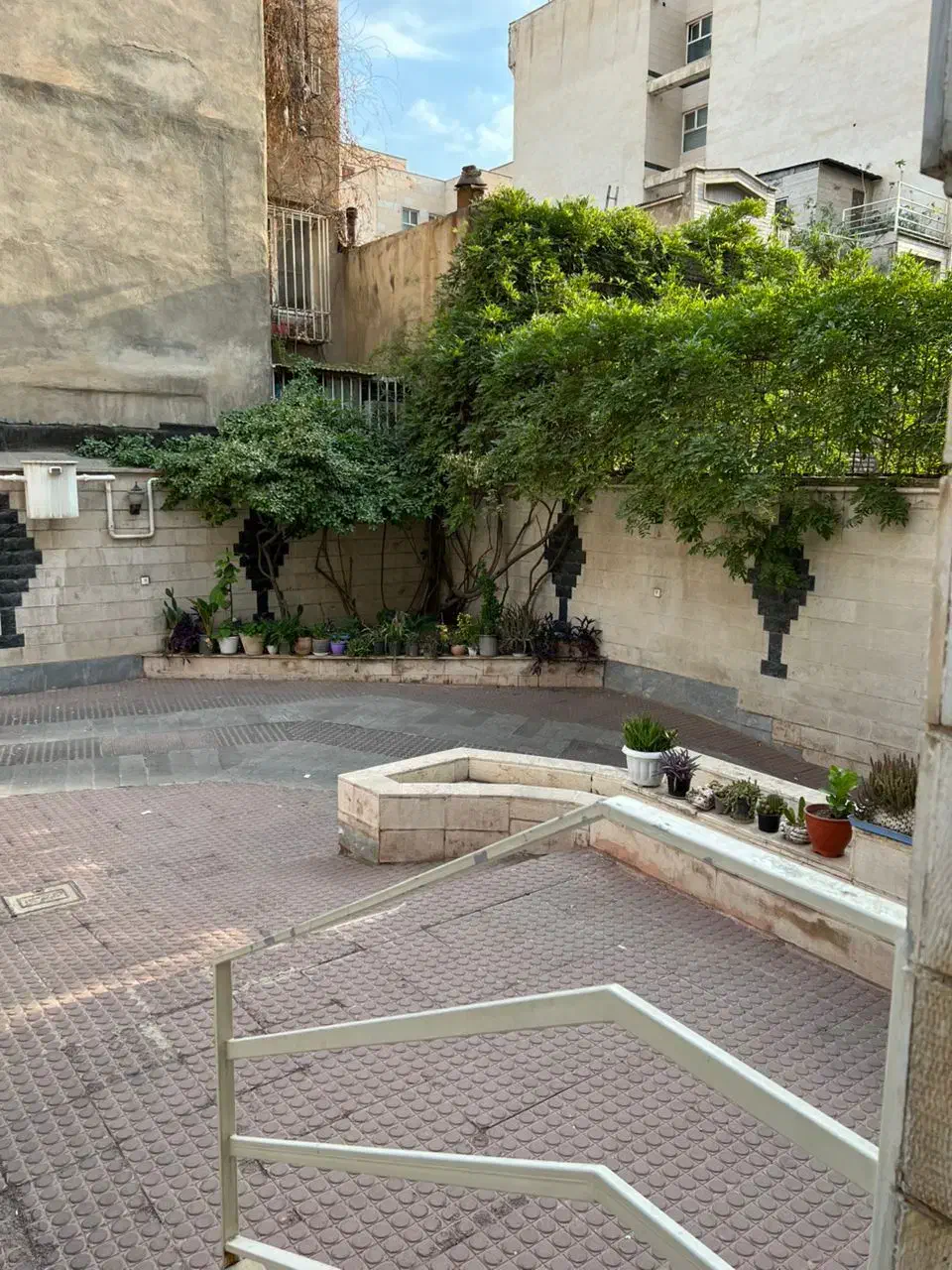 ۷۸ متر ۲ خواب / جنت آباد مرکزی / خوش نقشه نورگیر