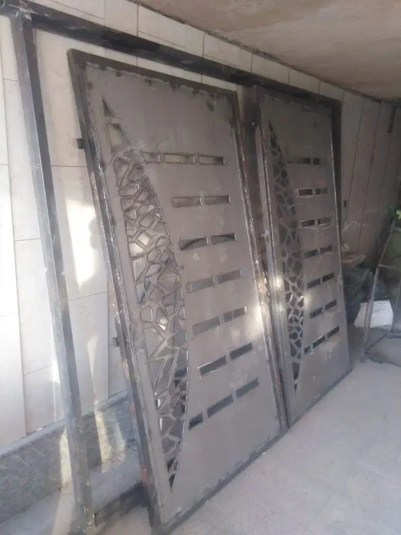 در دو لنگه|مصالح و تجهیزات ساختمان|شهرضا, |دیوار