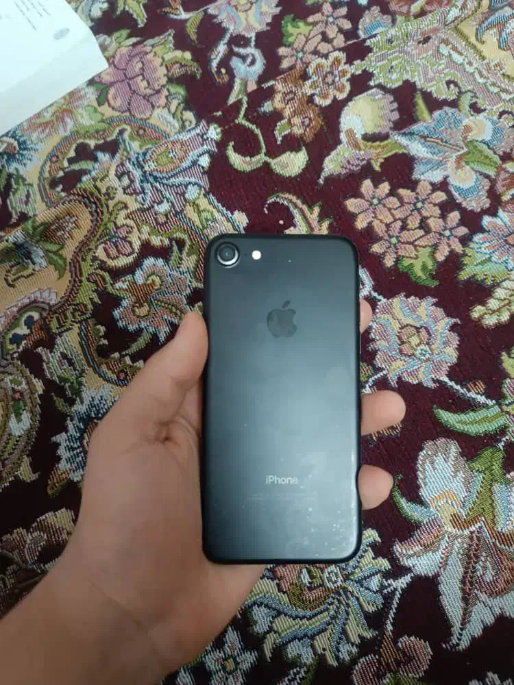 ایفون ۷ سالم مشکی ۱۲۸GB|موبایل|قم, تولید دارو و یخچال|دیوار