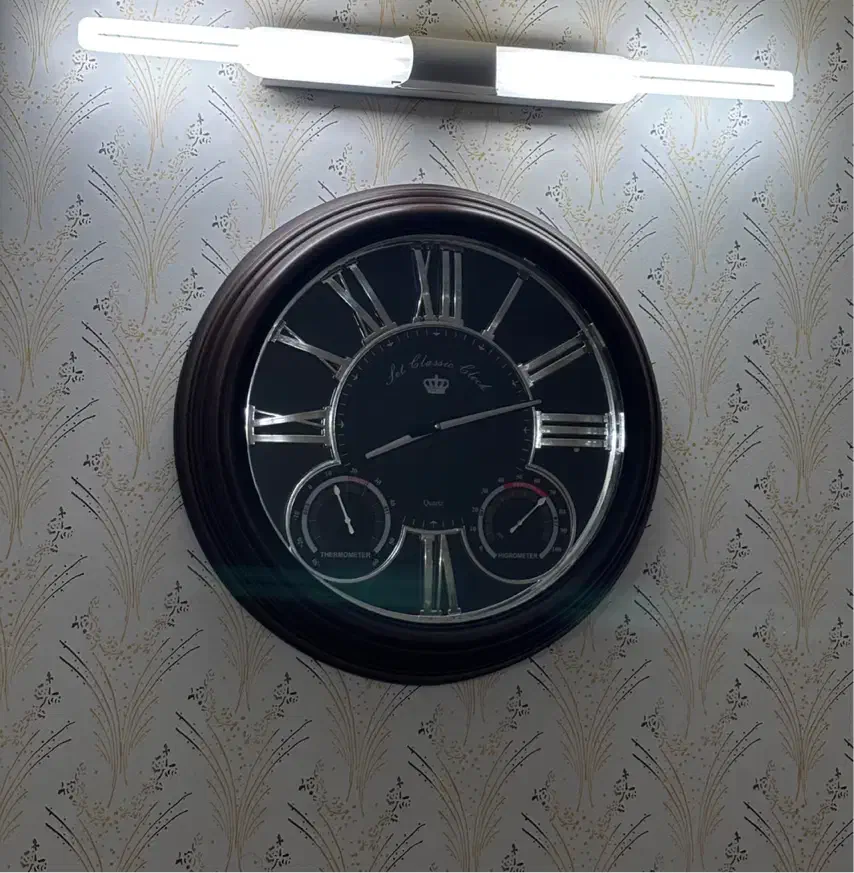 ساعت نو|ساعت دیواری و تزئینی|اراک, |دیوار