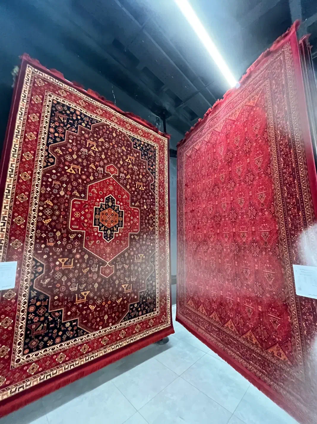 فرشهای طرح دستبافت رنگ لاکی بدون پیش پرداخت و سود|فرش|خاوران, |دیوار