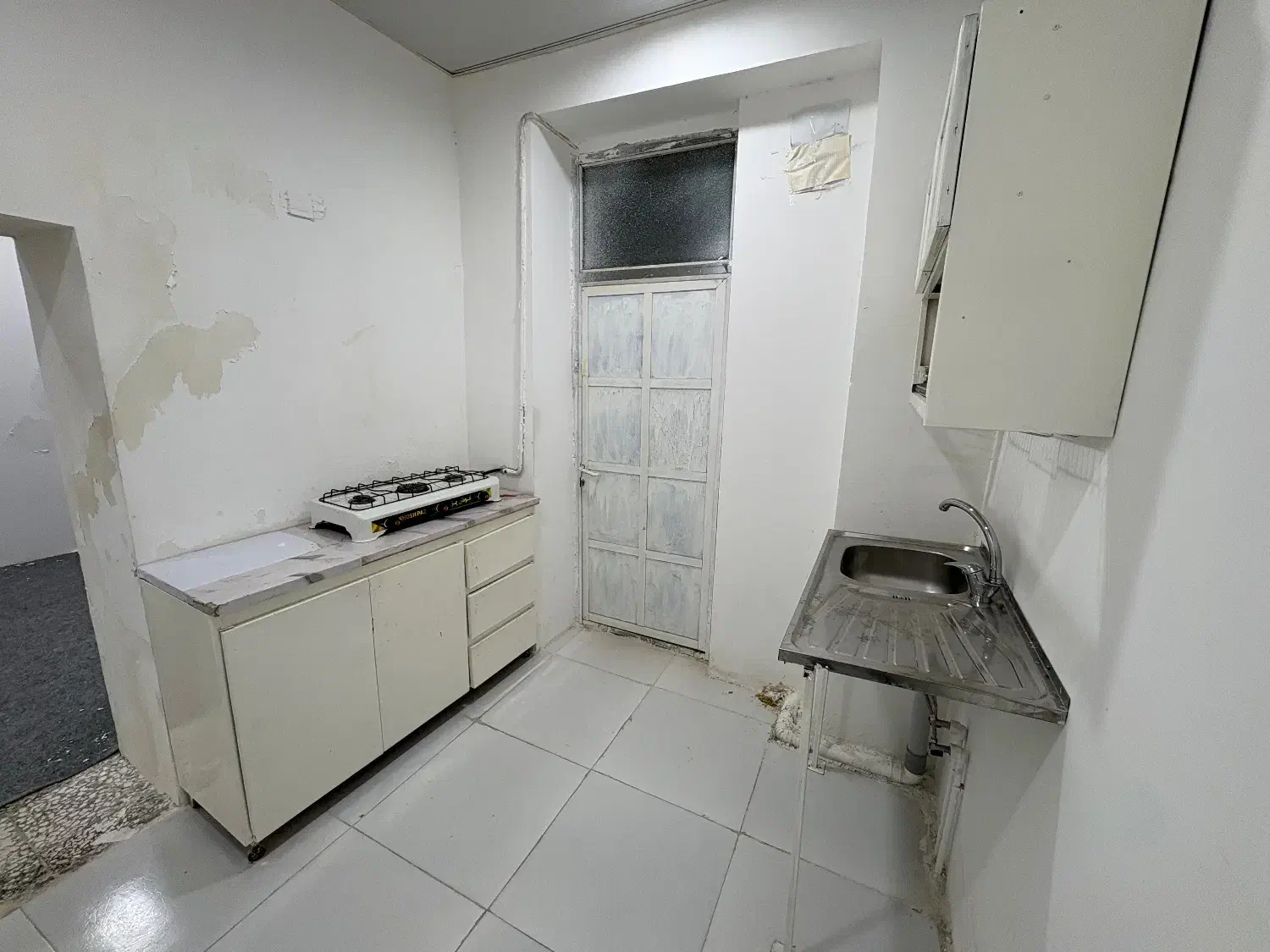 سوئیت همراه کولر - واقع در خیابان وحدت مرکز شهر|اجارهٔ خانه و ویلا|بندر کنگان, |دیوار