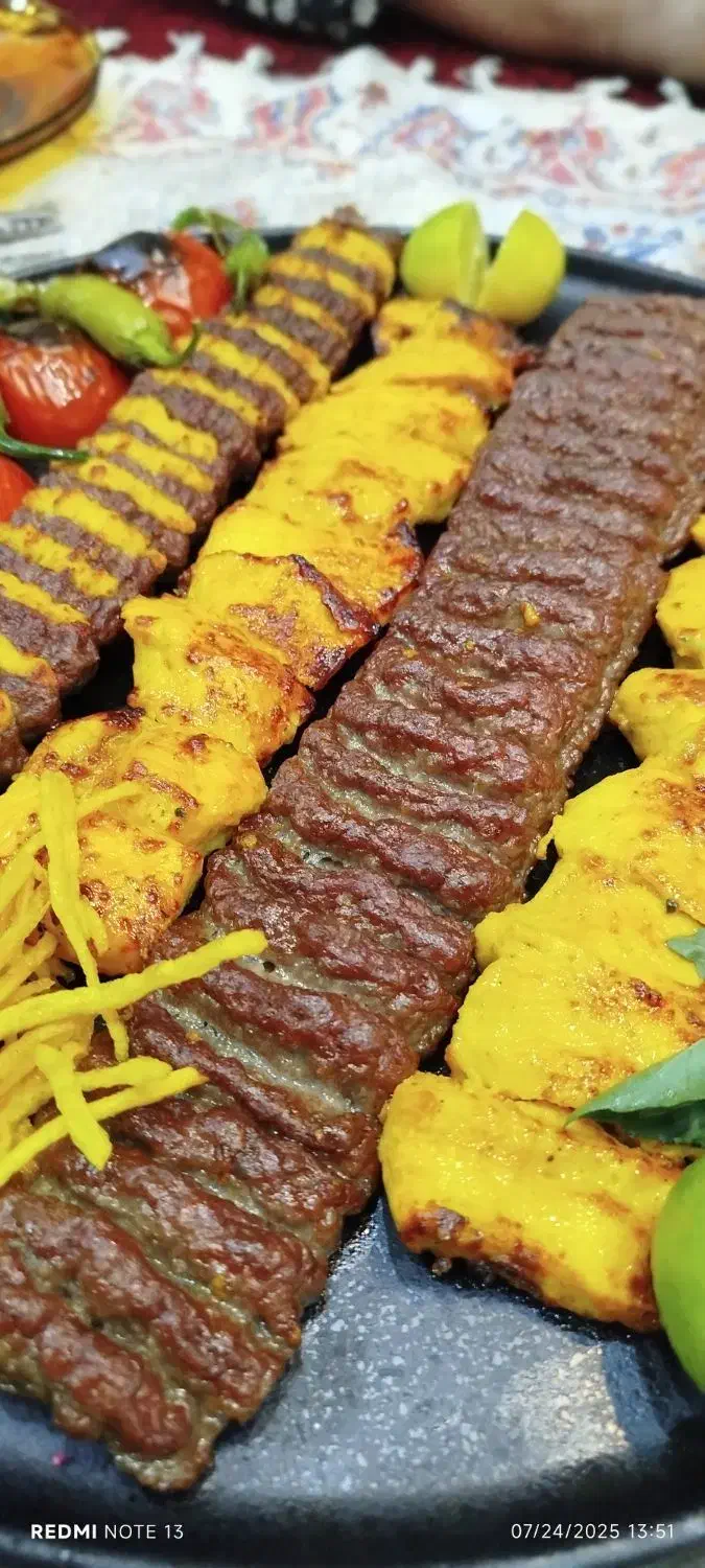 ظرفشور و کمک آشپز|استخدام خدمات فروشگاه و رستوران|ایلام, |دیوار