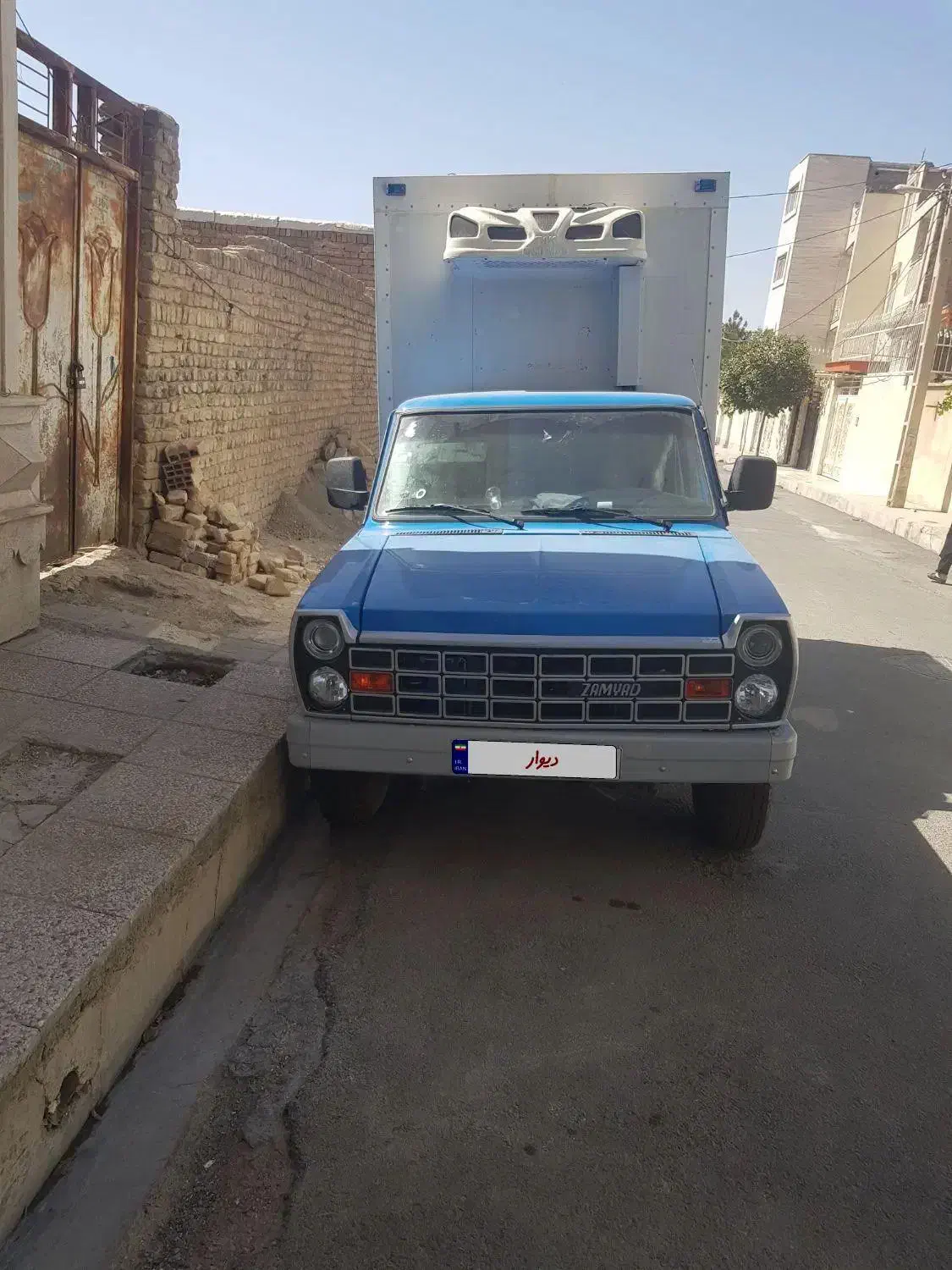 نیسان یخچالدار|خودرو سواری و وانت|هشتگرد, شهرک صنعتی هشتگرد|دیوار