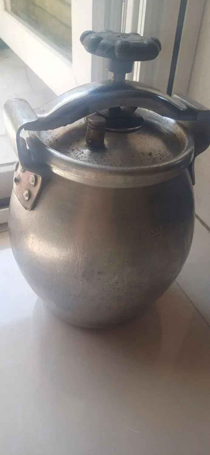 زودپز ۶لیتری|ظروف پخت‌وپز|اصفهان, جلالیه|دیوار