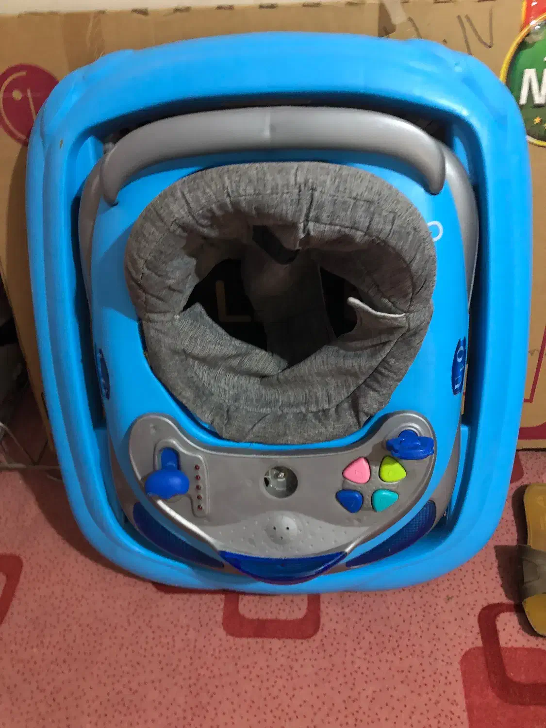 روروعک بچه ابی خوشرنگ|کالسکه و لوازم جانبی|دوگنبدان, |دیوار