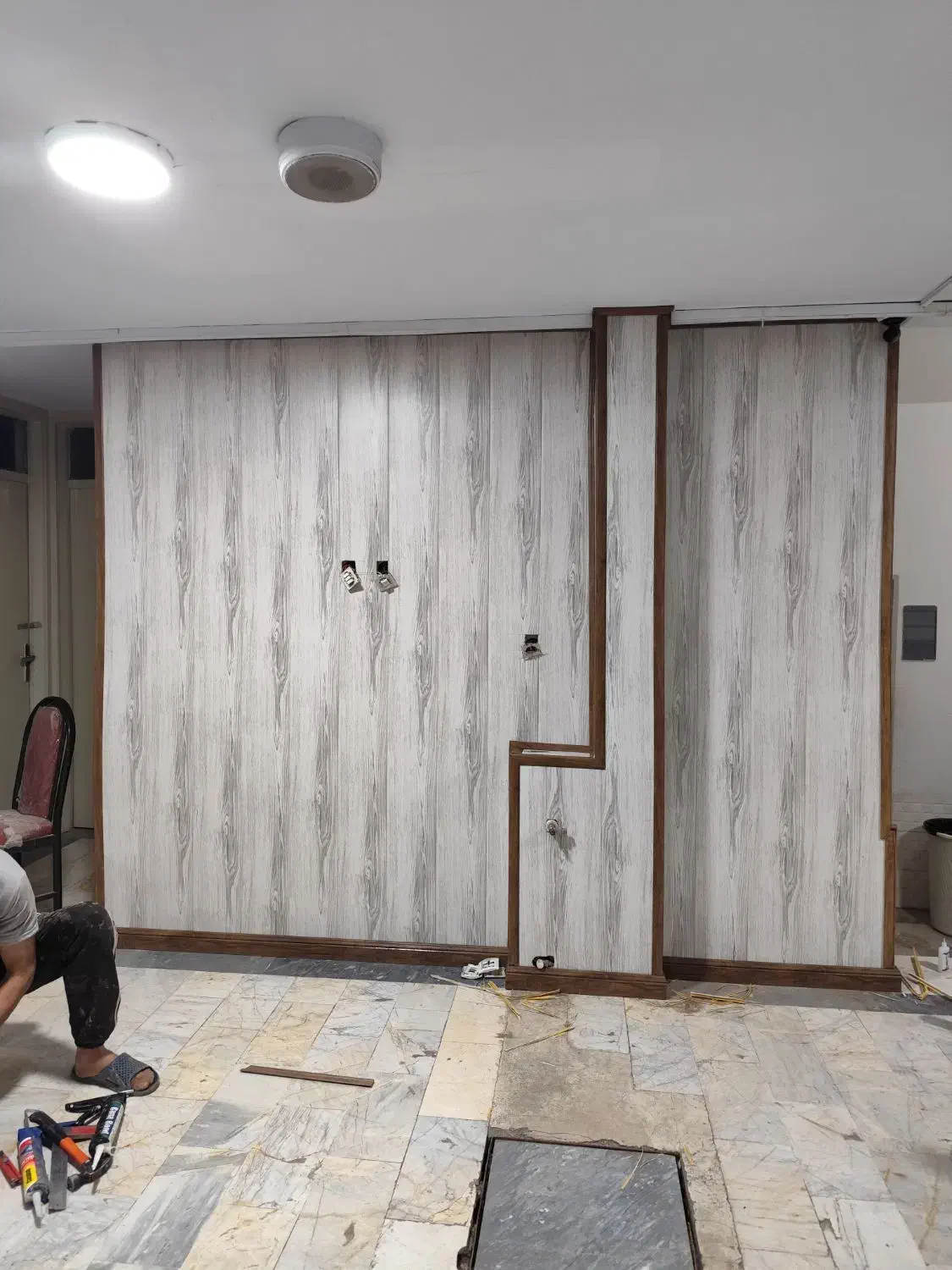 به یک شاگرد برای کارهای دکوراسیون نیازمندیم|استخدام معماری، عمران و ساختمانی|پاکدشت, پاکدشت (مامازند)|دیوار