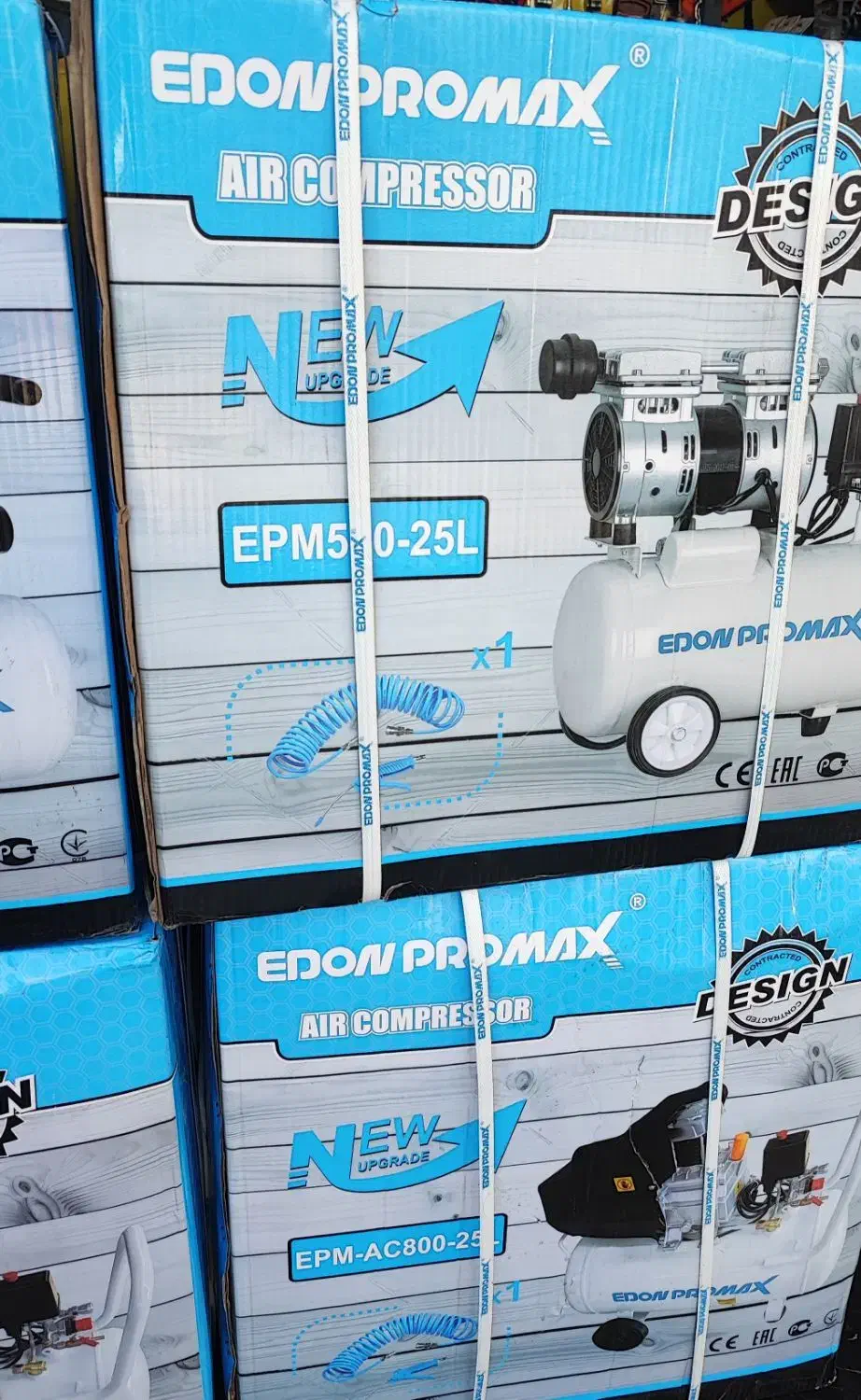 پمپ باد روغنی 25 لیتری به همراه ابزار|مصالح و تجهیزات ساختمان|اصفهان, کشاورزی|دیوار